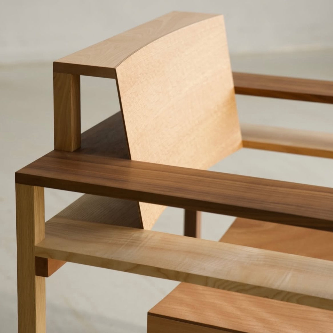 BRICO / ARMED WITH STYLE