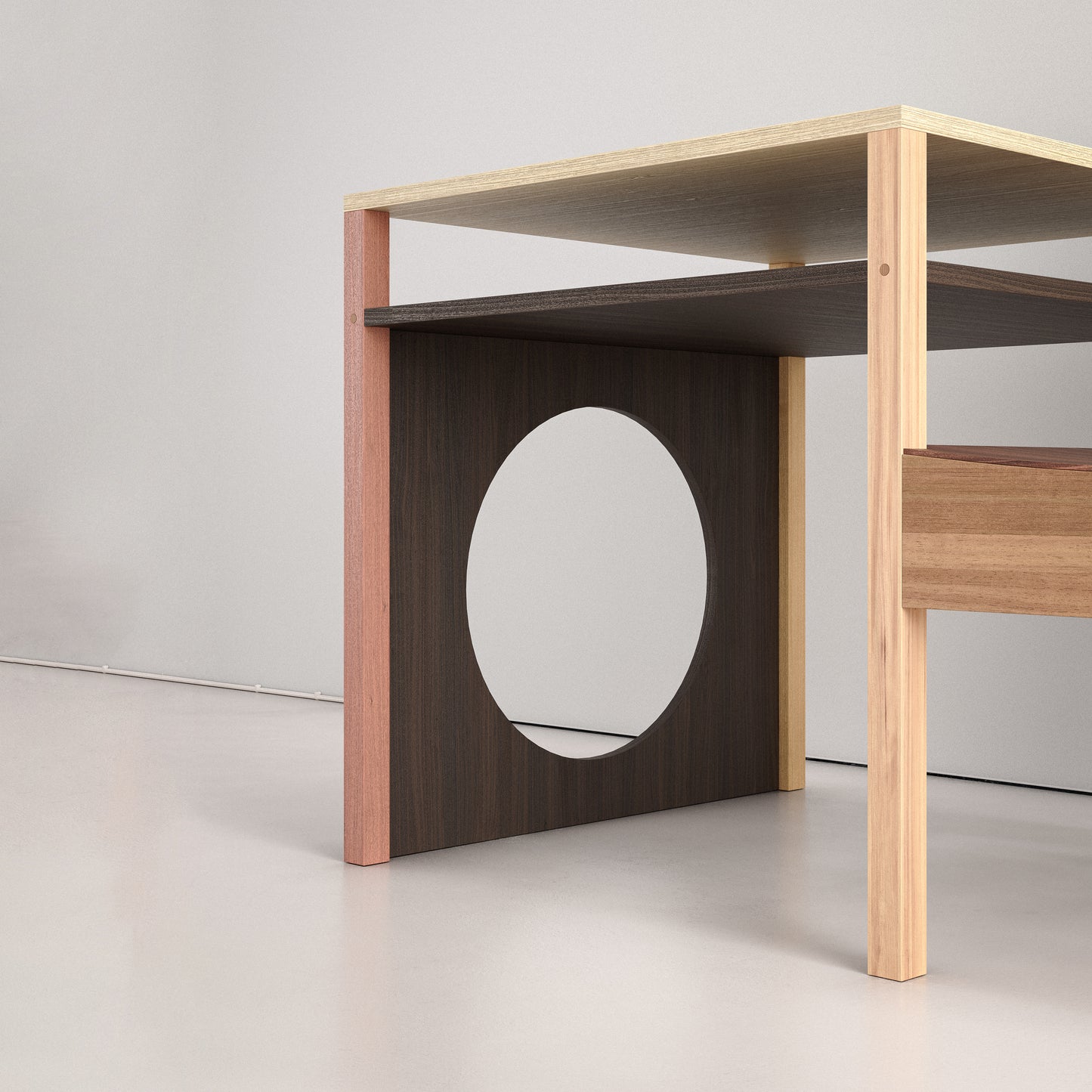 Brico Armed With Table